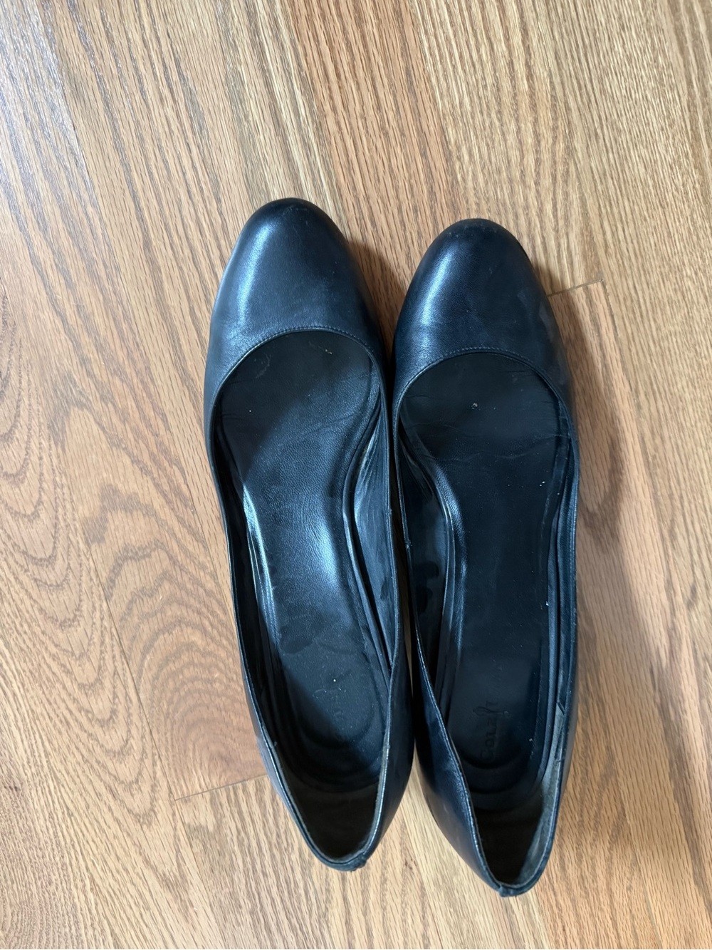Cole Haan low wedge black leather heels 10B